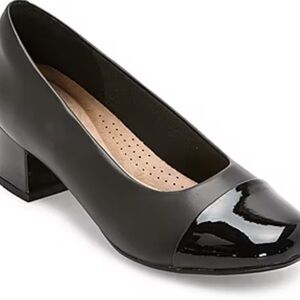 Clarks Womens Marilyn Sara Block Heel Pumps with Comfortable Cushions
